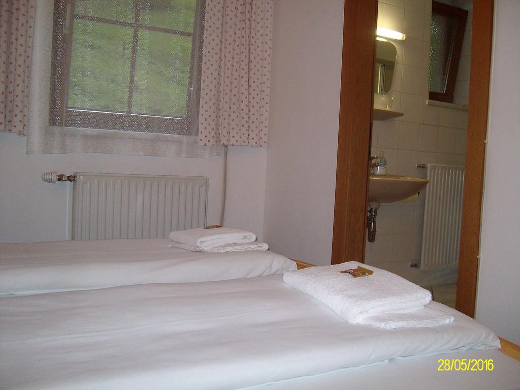 Gasthaus Zur Melzen Hotel Versbichl Exterior foto